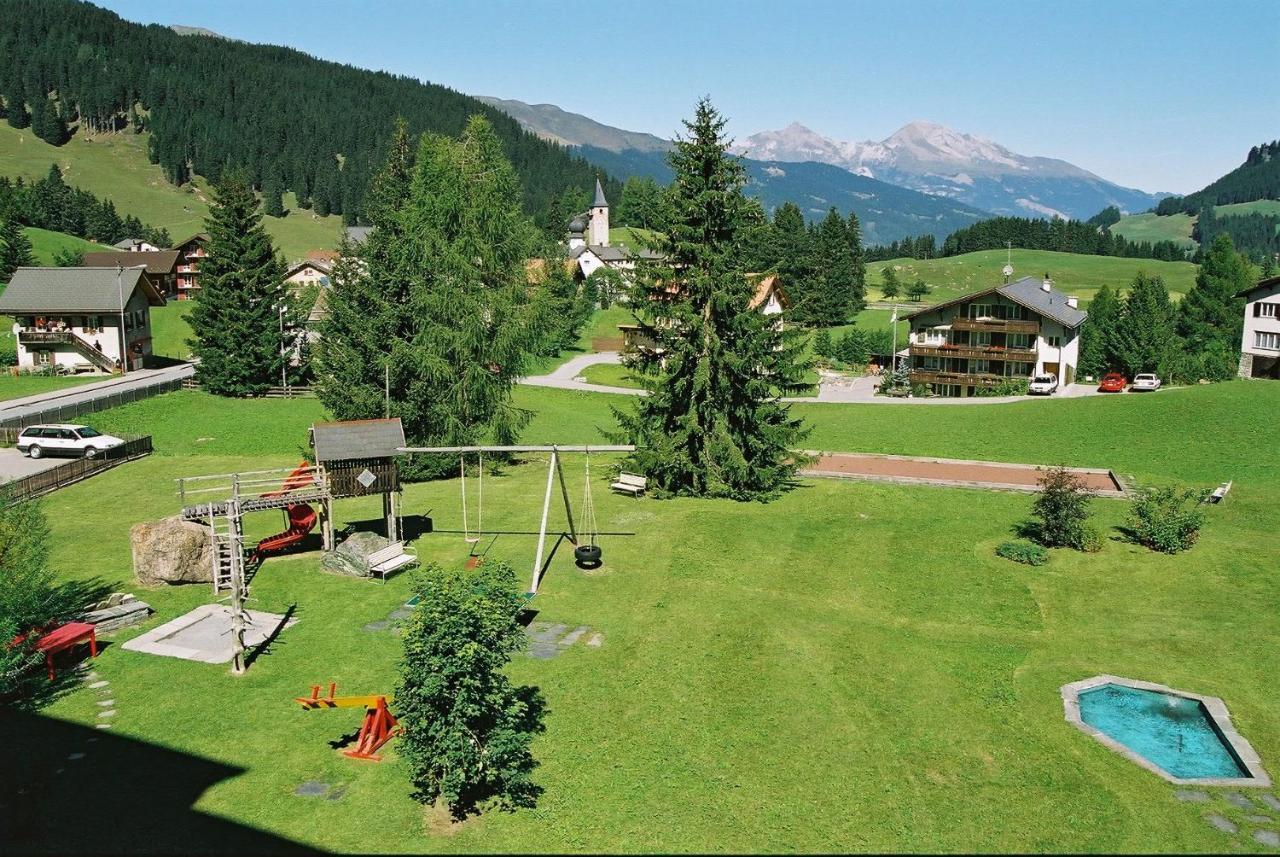 Hotel Alpina Парпан Екстериор снимка