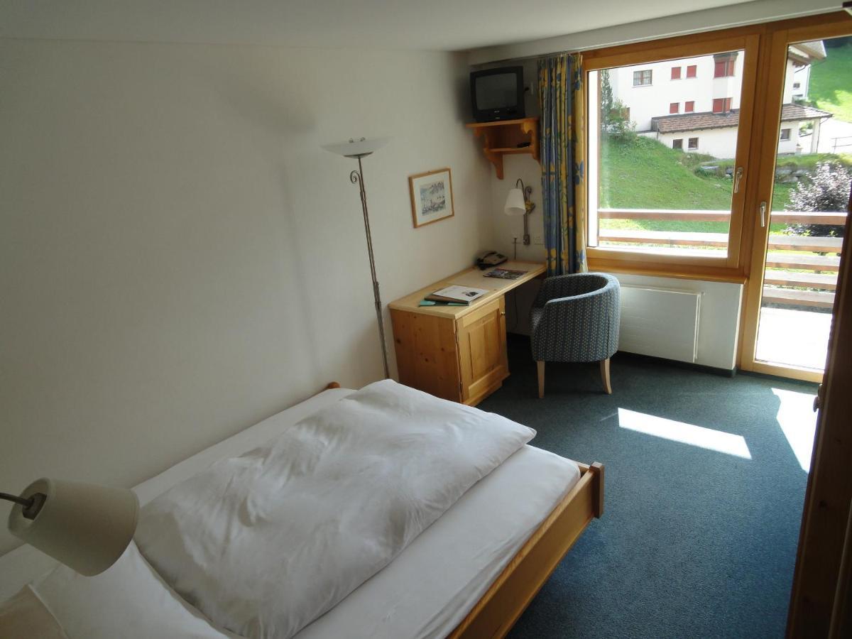 Hotel Alpina Парпан Екстериор снимка