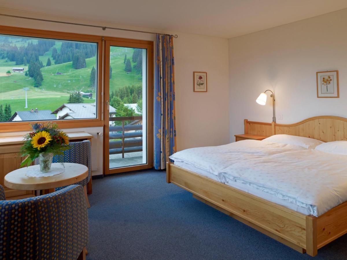 Hotel Alpina Парпан Екстериор снимка