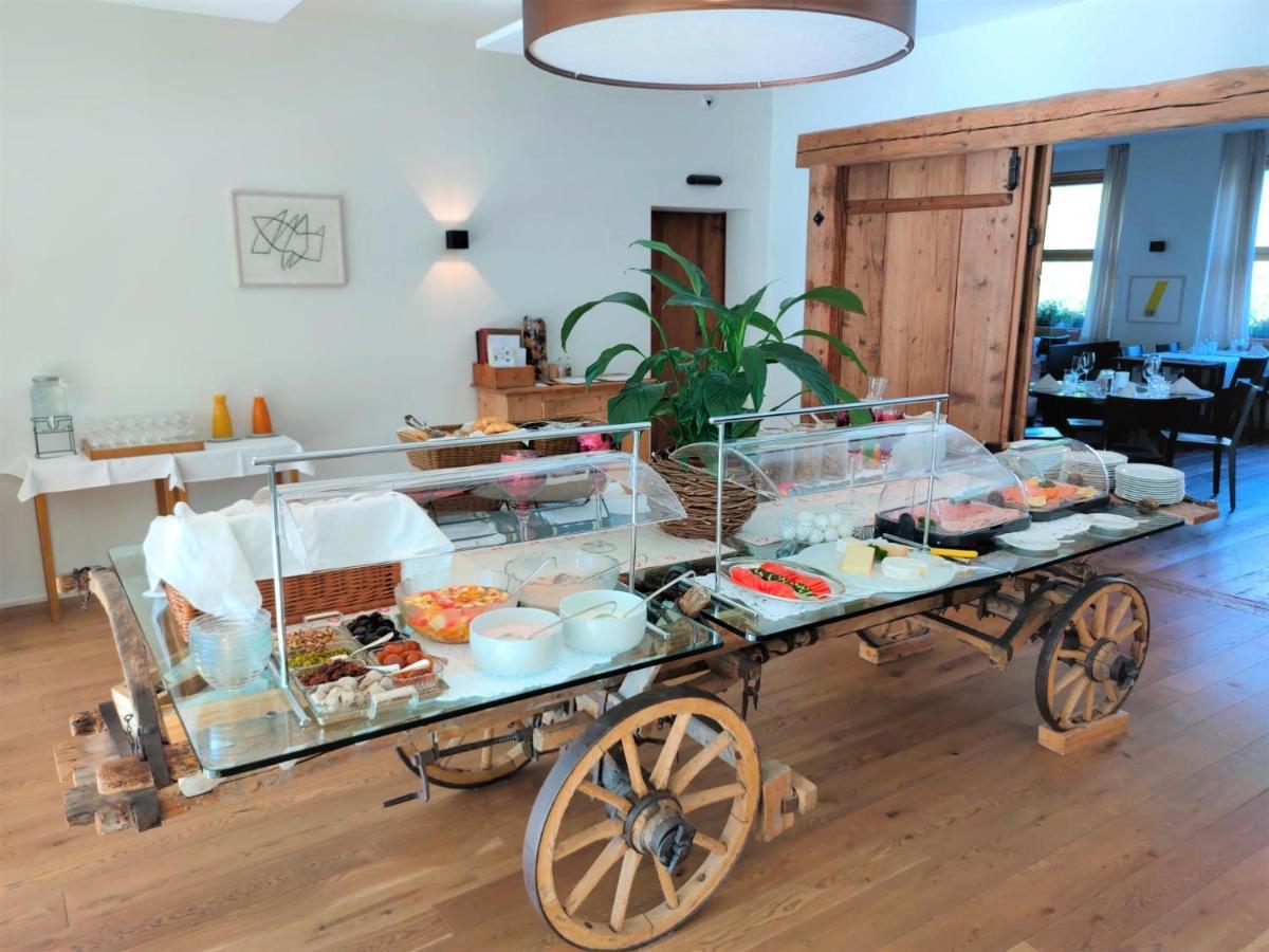 Hotel Alpina Парпан Екстериор снимка