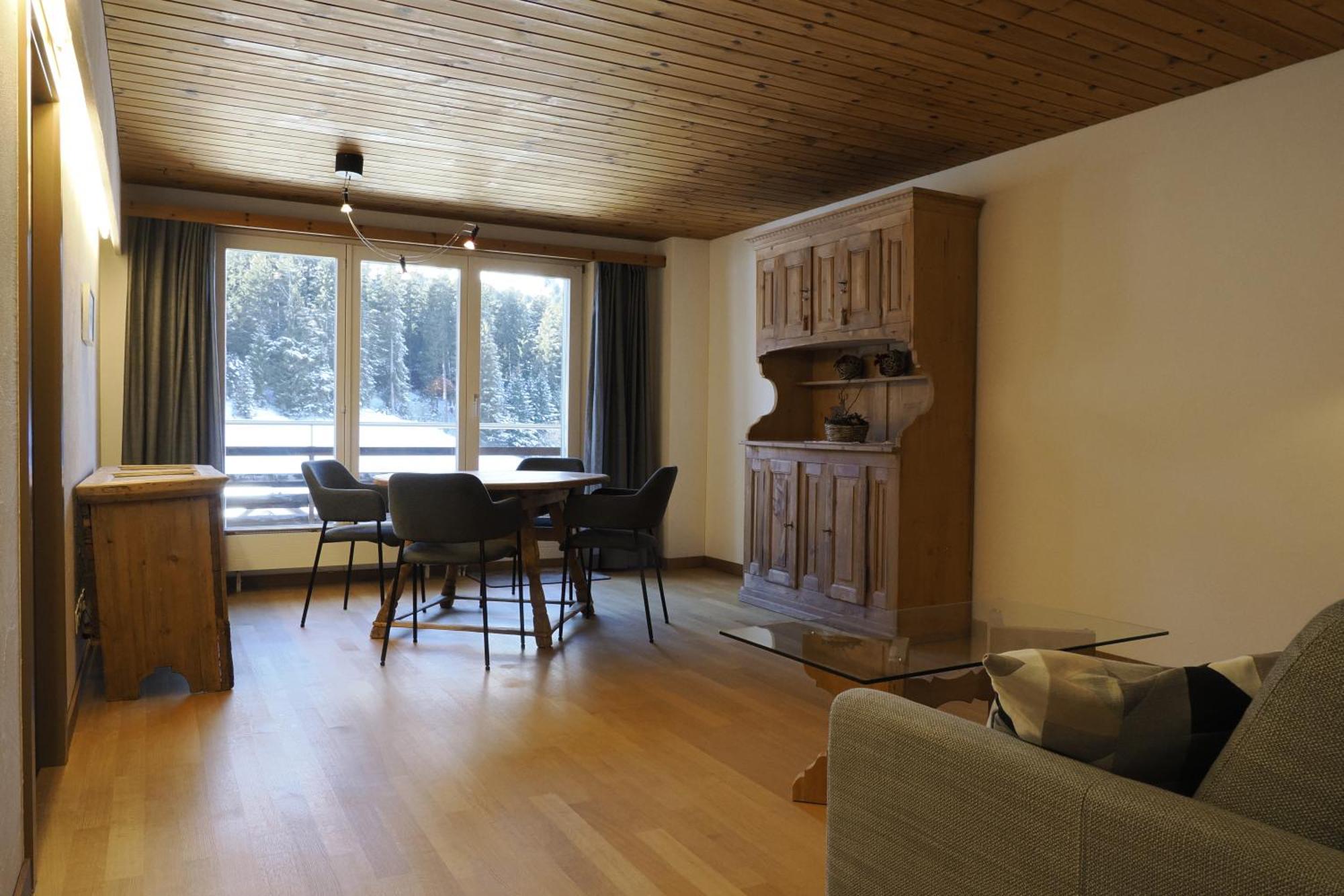 Hotel Alpina Парпан Екстериор снимка